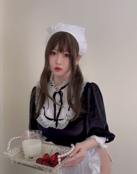 我爱喵星人鞠婧祎