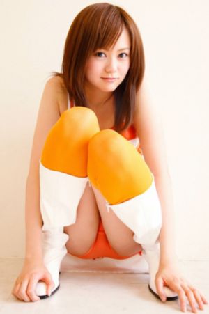 美女私密尿孔18