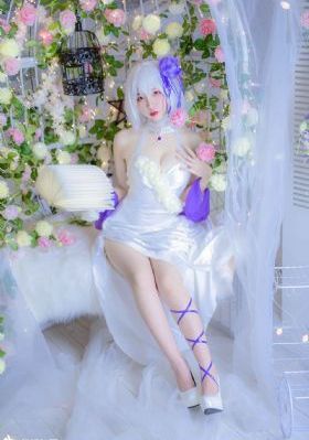 美女挨操