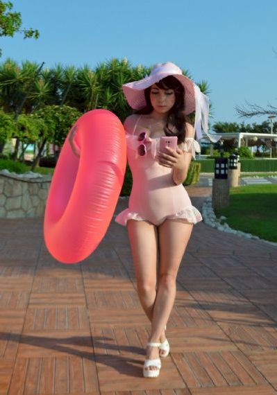 有钱男与贫穷女