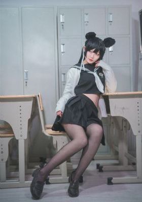 强扶着岳从后面挺进电影中文字幕